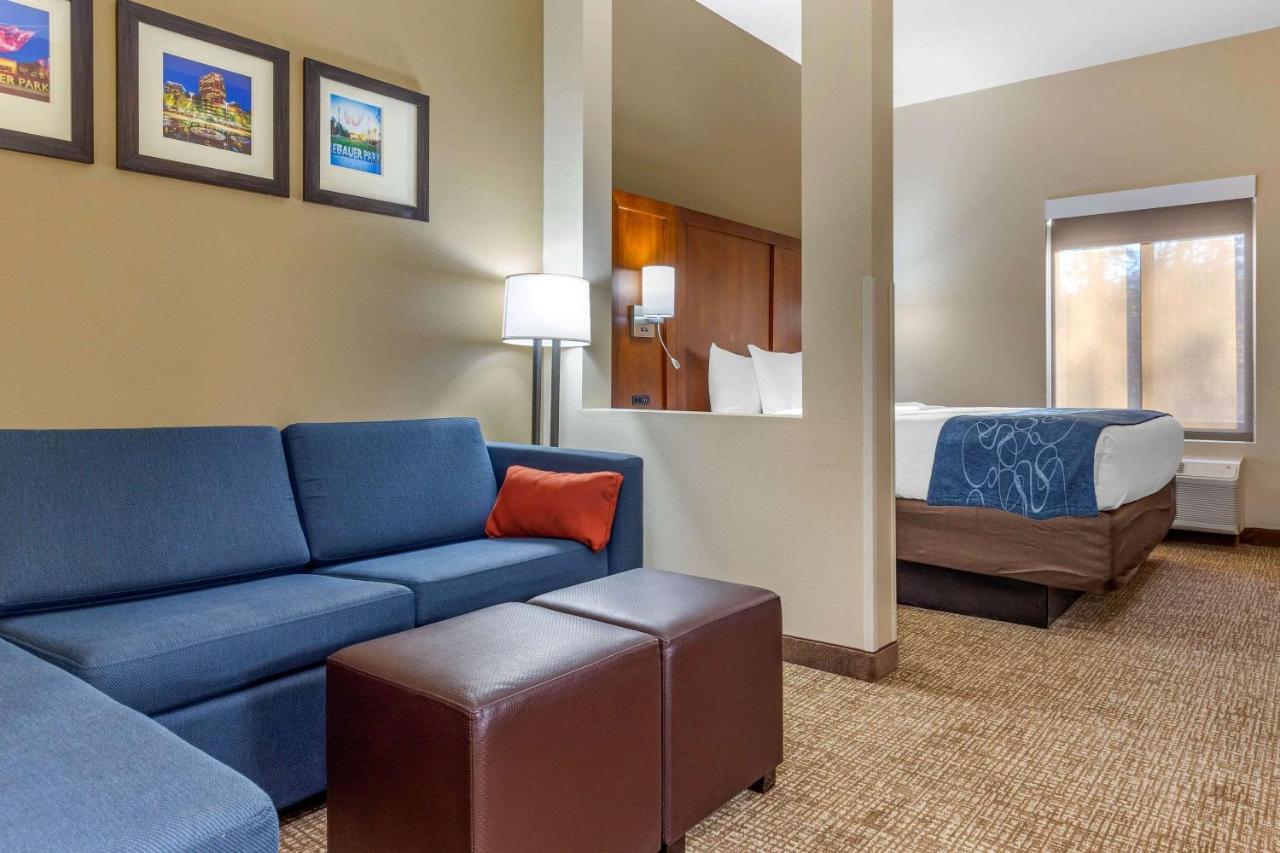 Comfort Suites Greensboro-High Point Exteriér fotografie