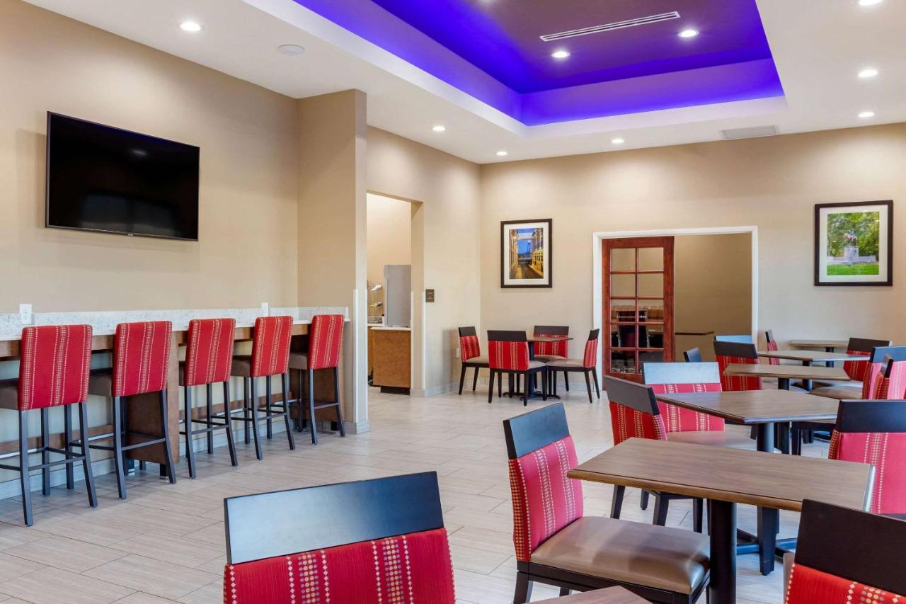 Comfort Suites Greensboro-High Point Exteriér fotografie