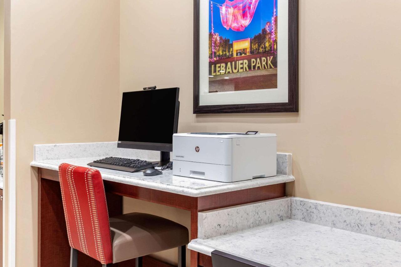 Comfort Suites Greensboro-High Point Exteriér fotografie