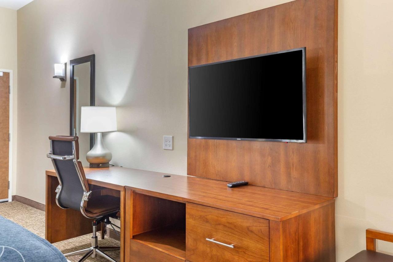 Comfort Suites Greensboro-High Point Exteriér fotografie